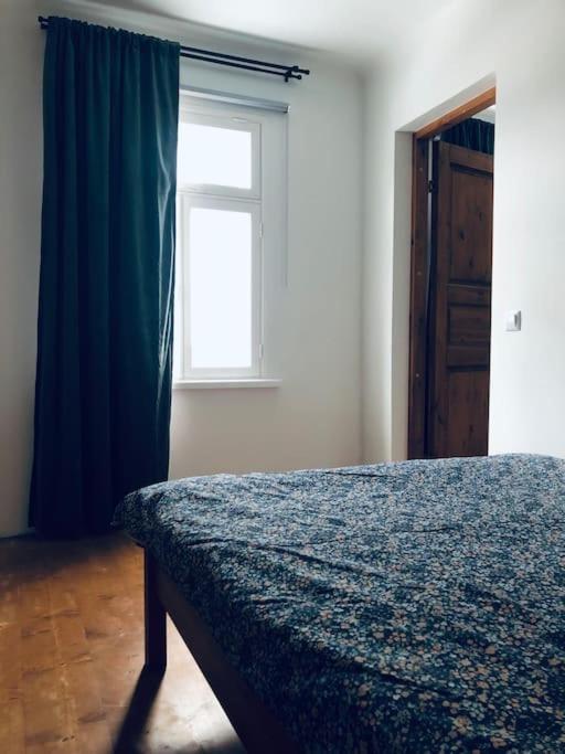 Cozy Apartment Near The City Center Tartu Exterior foto